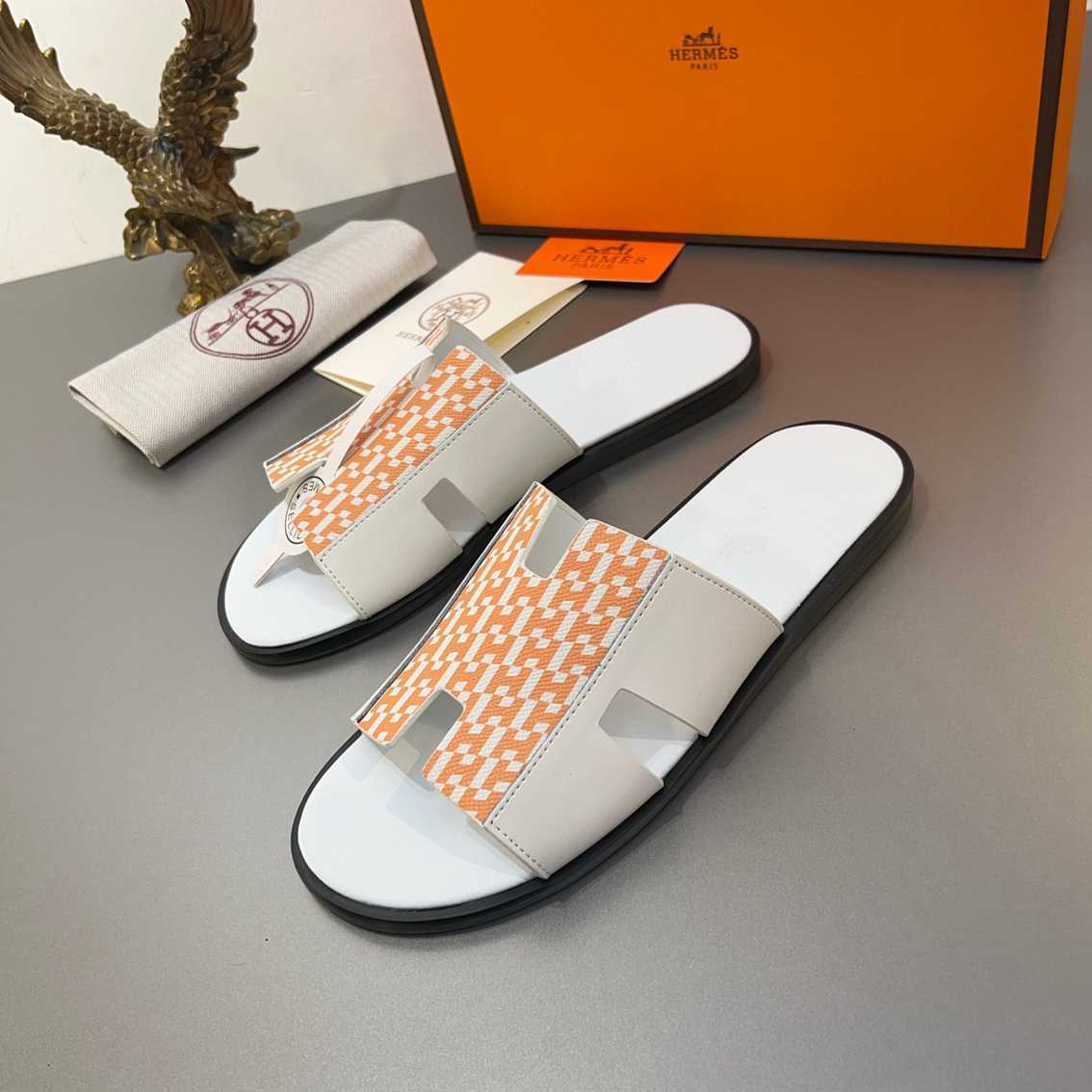 Chinelo Hermes