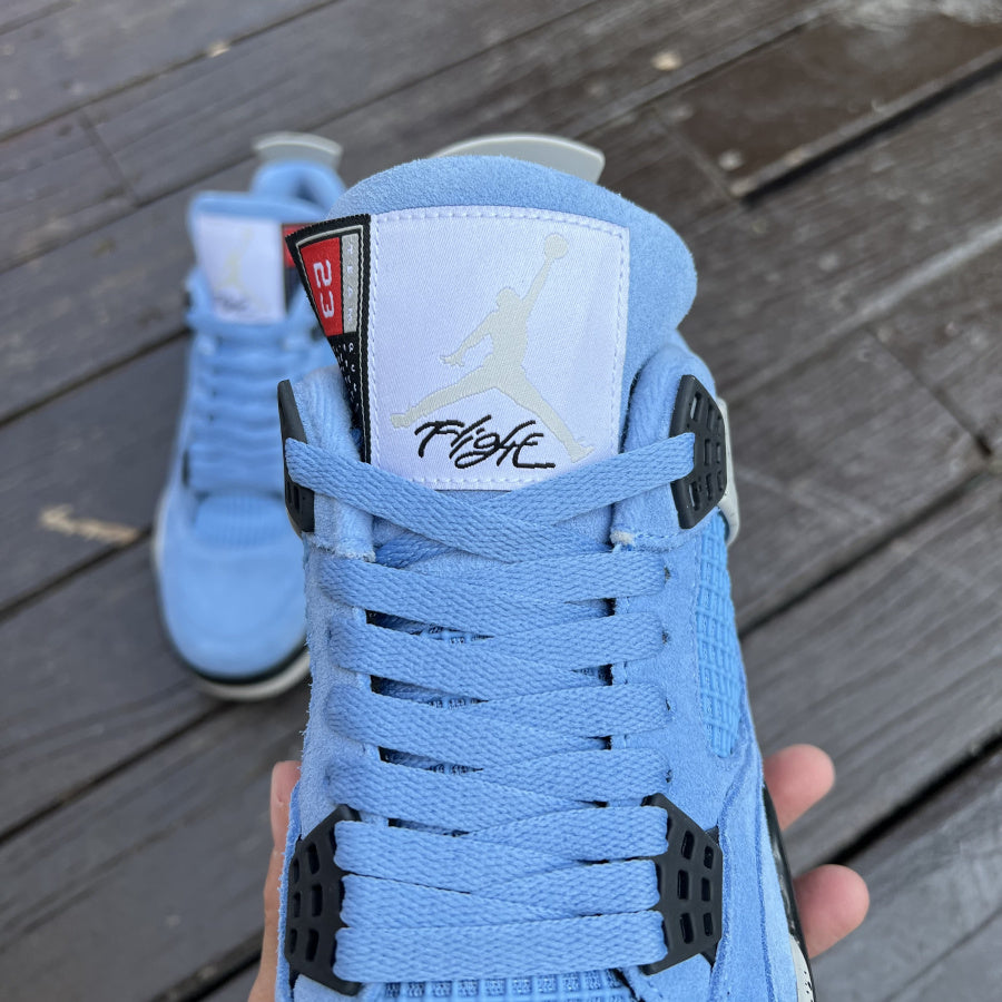 Air Jordan 4