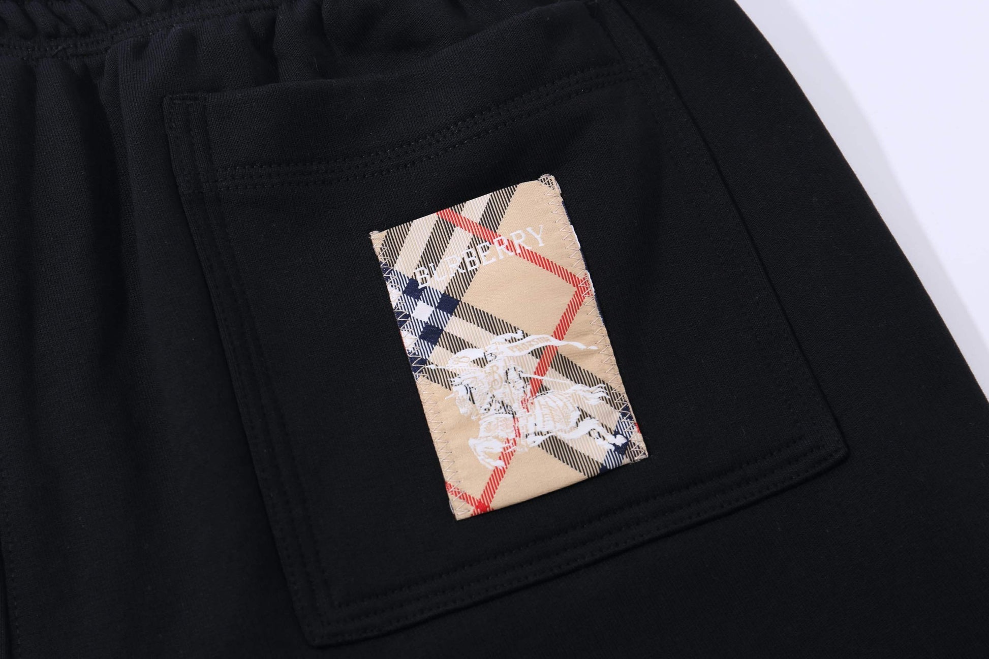 Short Burberry