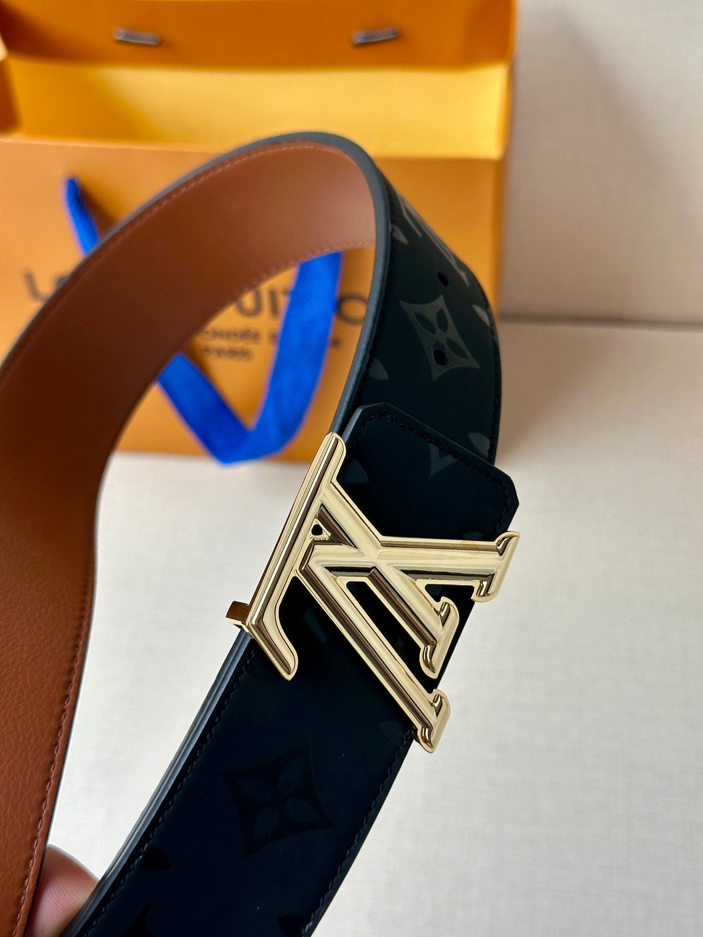 Cinturón Louis Vuitton