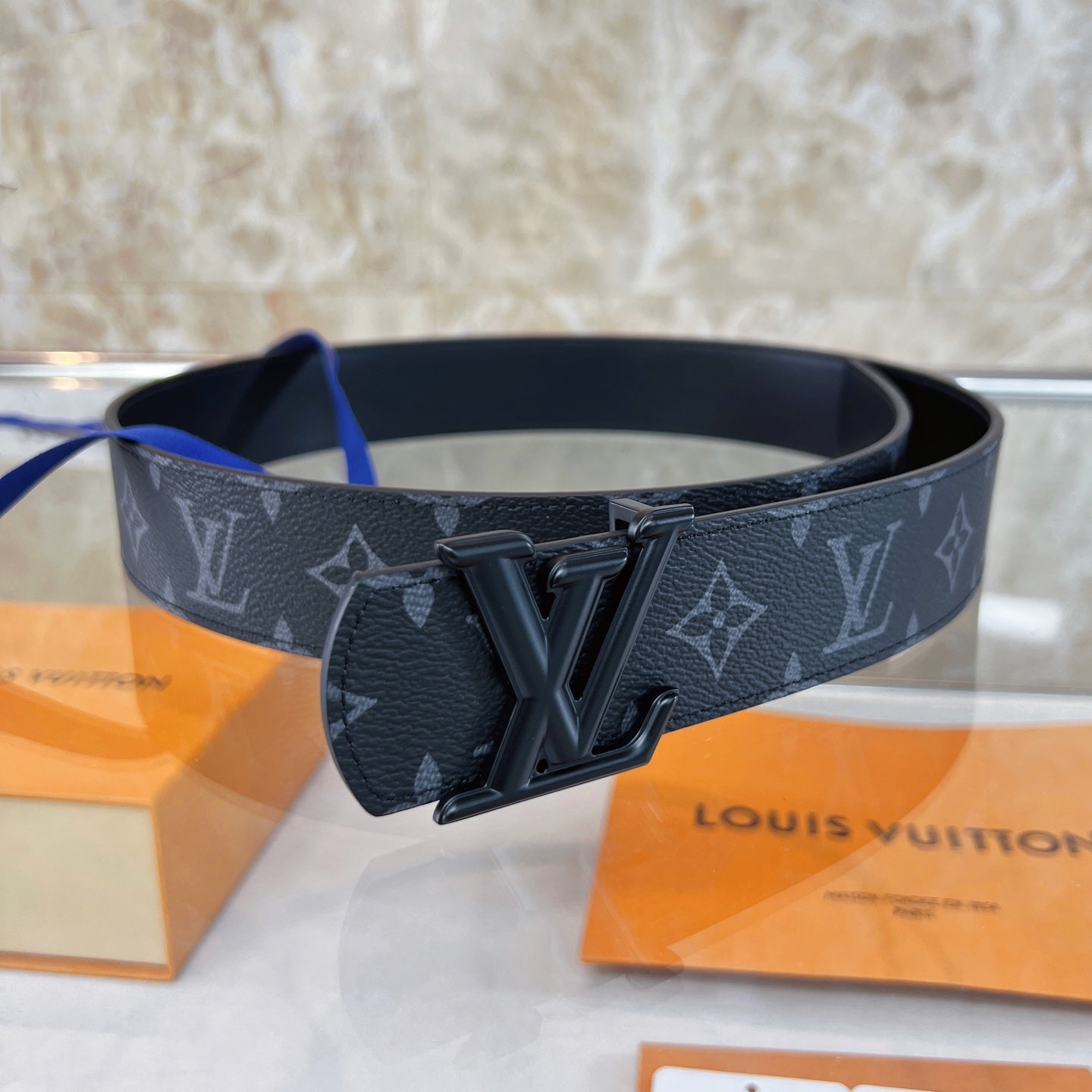 Cinturón Louis Vuitton