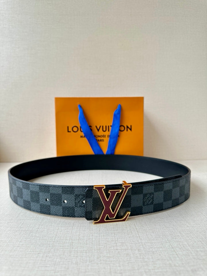 Louis Vuitton Cinturón