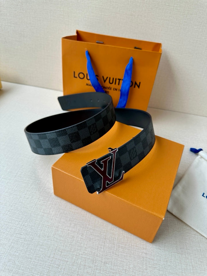 Louis Vuitton Cinturón