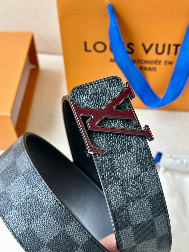 Louis Vuitton Cinturón