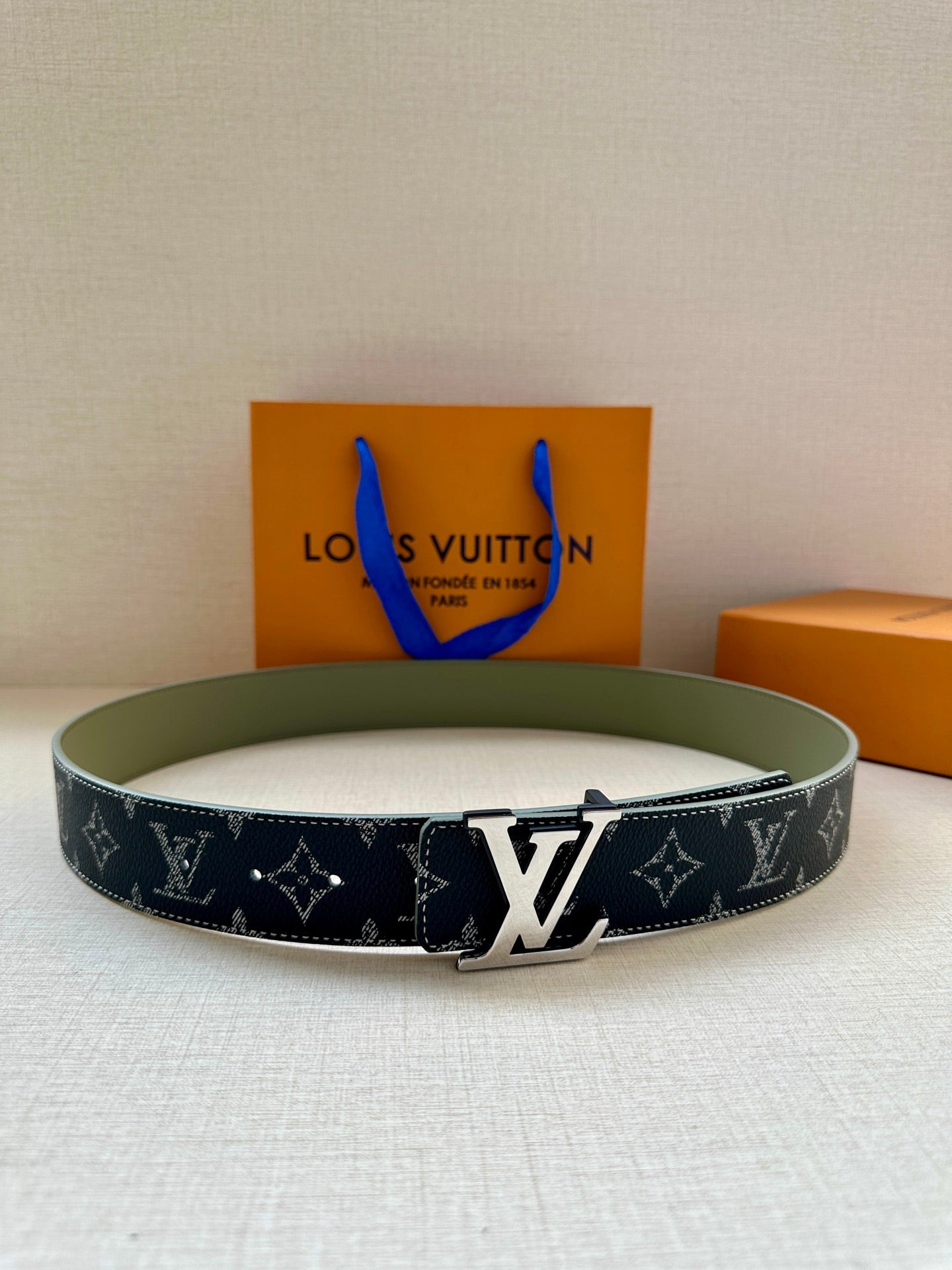 Cinturón Louis Vuitton
