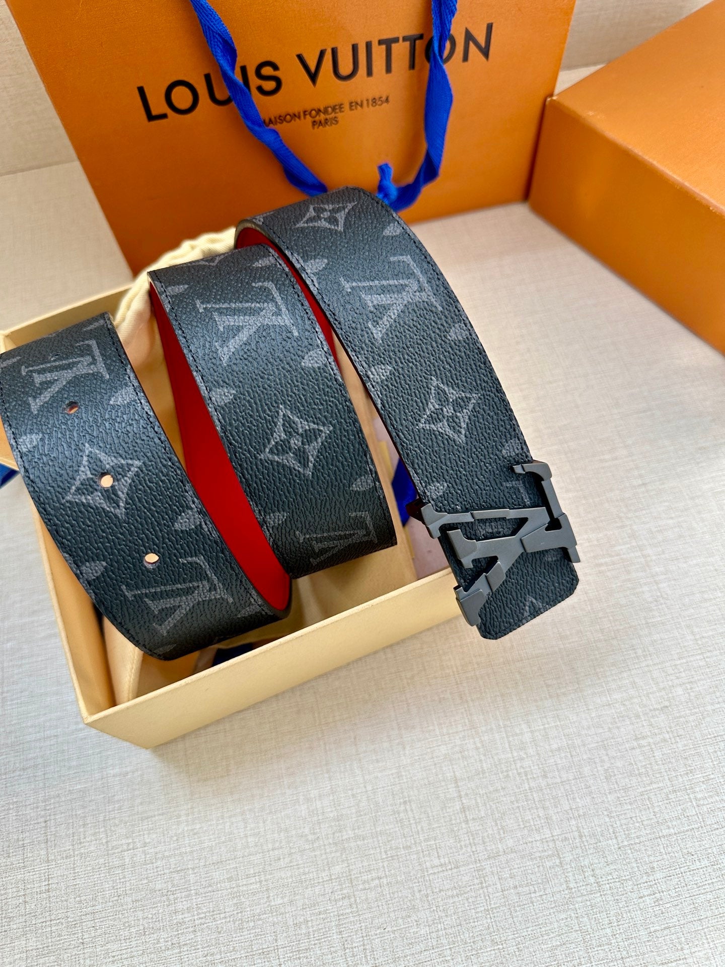 Cinturón Louis Vuitton