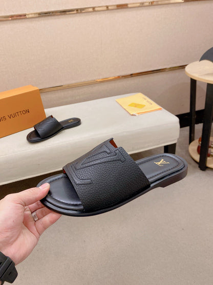 Louis Vuitton Slippers