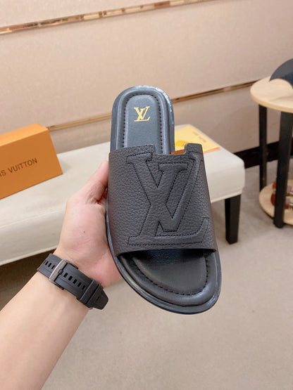 Louis Vuitton Slippers