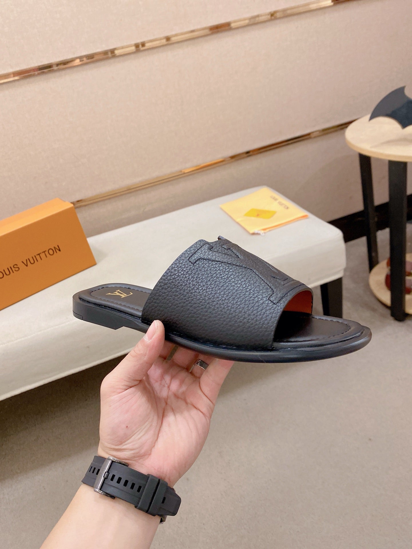 Louis Vuitton Slippers
