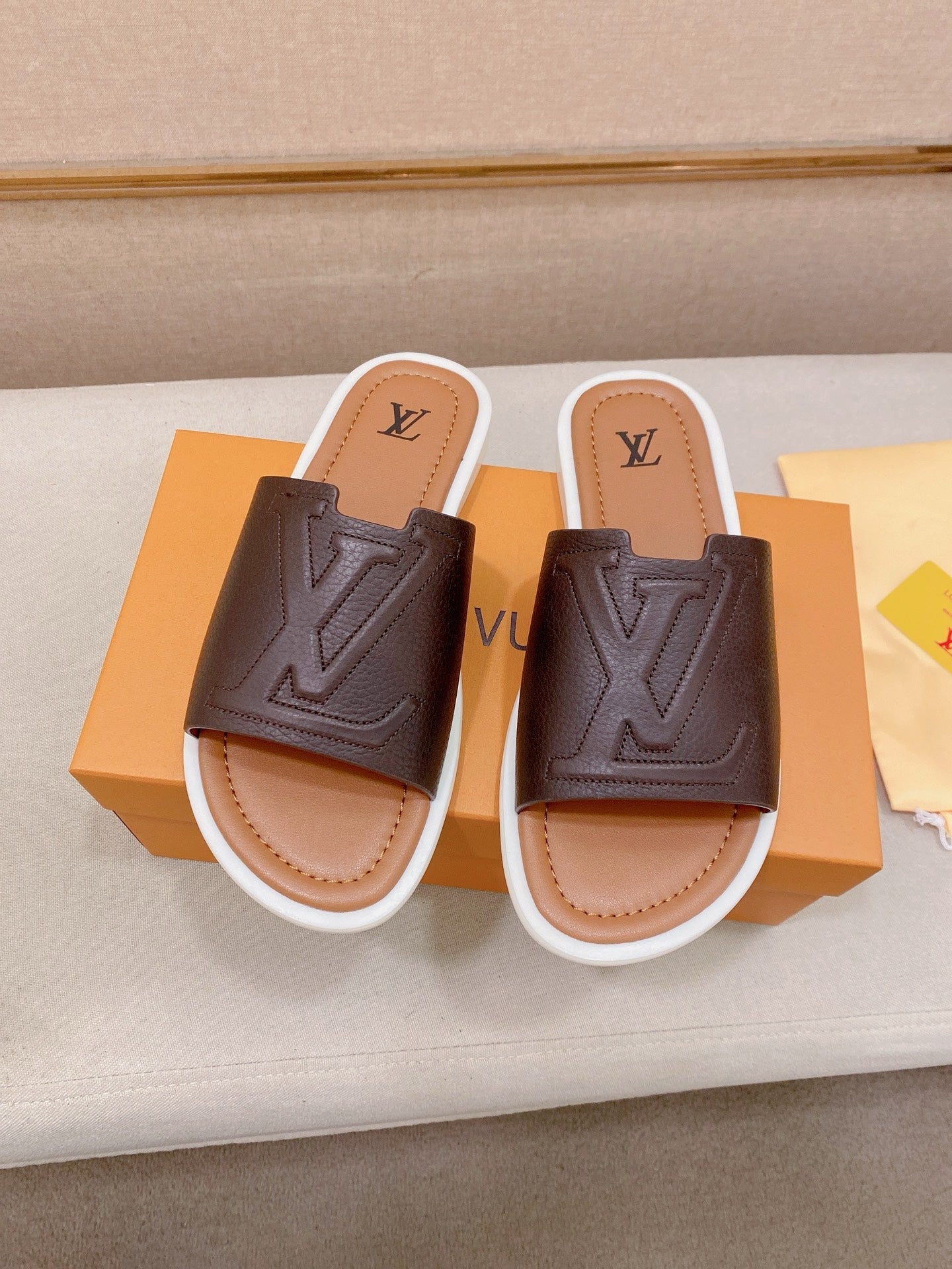 Chanclas Louis Vuitton