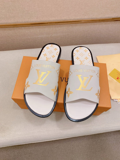 Louis Vuitton Slippers