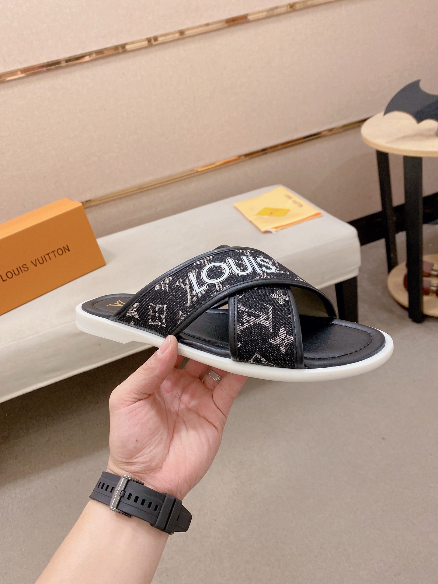 Chanclas Louis Vuitton