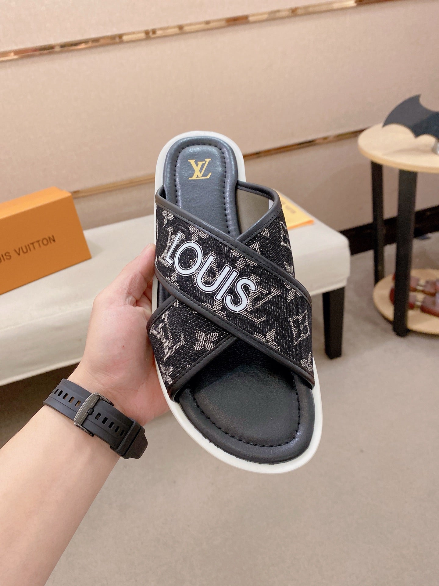 Chanclas Louis Vuitton