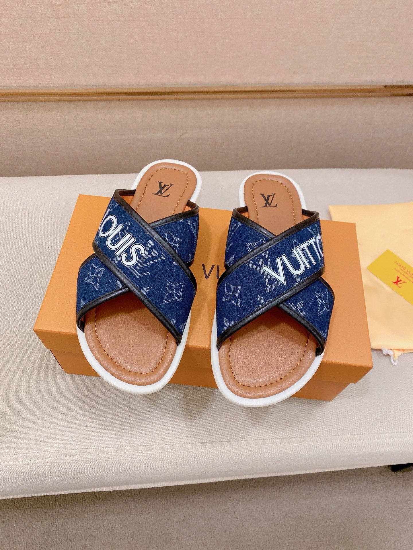 Chanclas Louis Vuitton