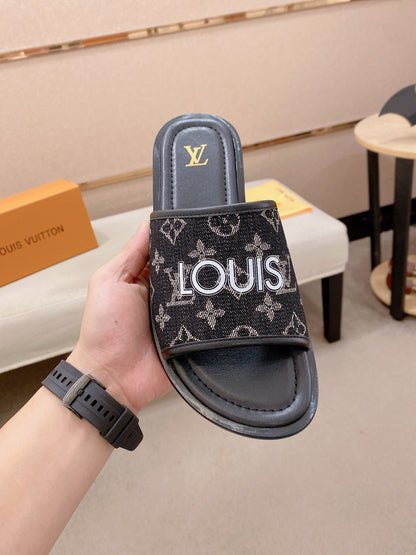Louis Vuitton Slippers
