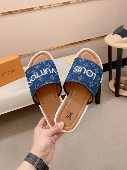 Louis Vuitton Chinelos