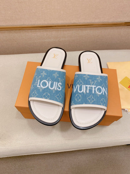 Louis Vuitton Slippers