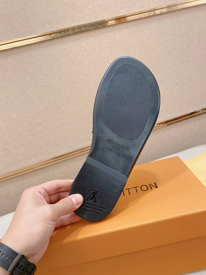 Chinelo Louis Vuitton