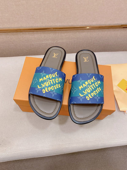 Louis Vuitton Slippers