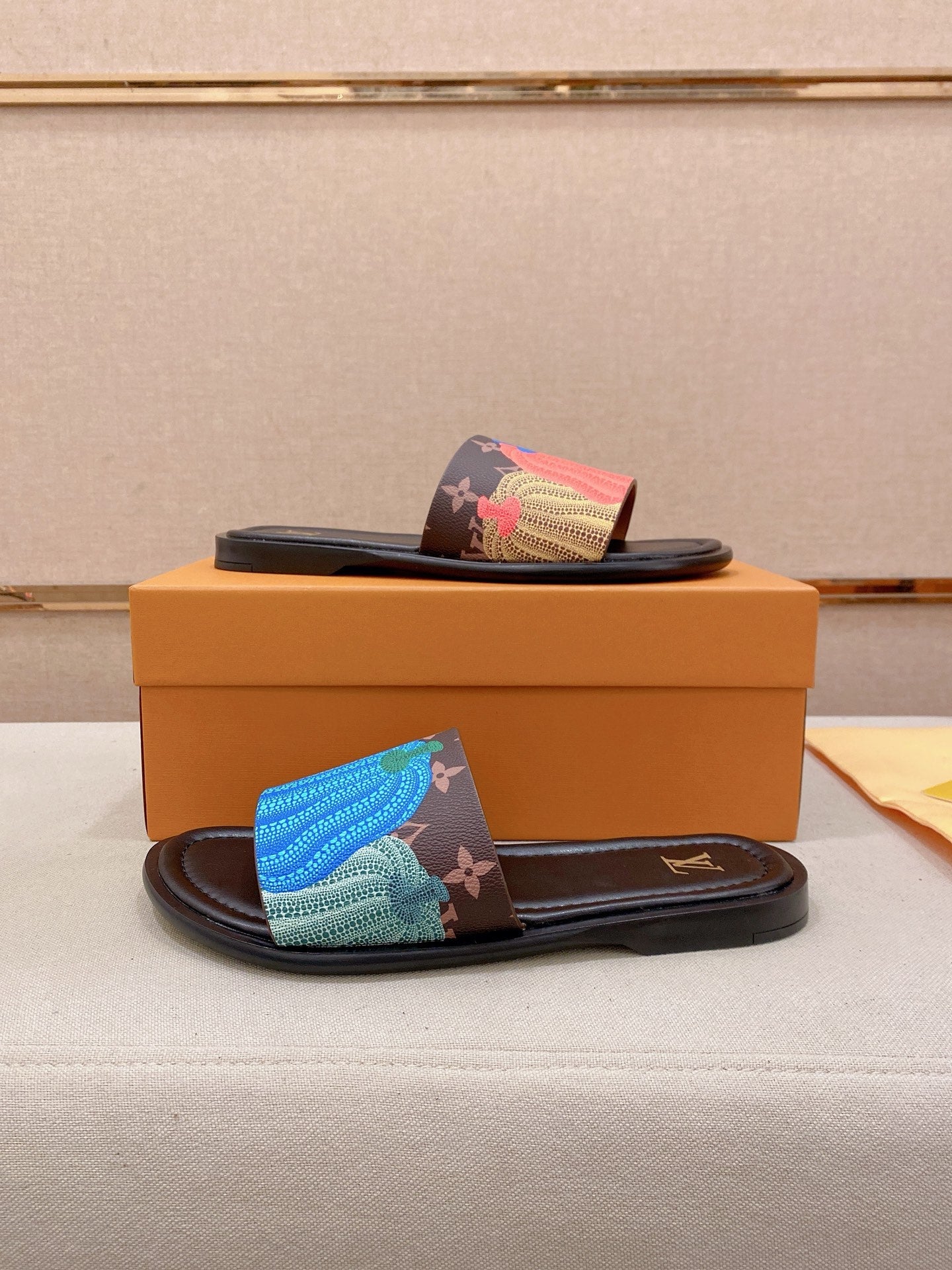 Chinelo Louis Vuitton