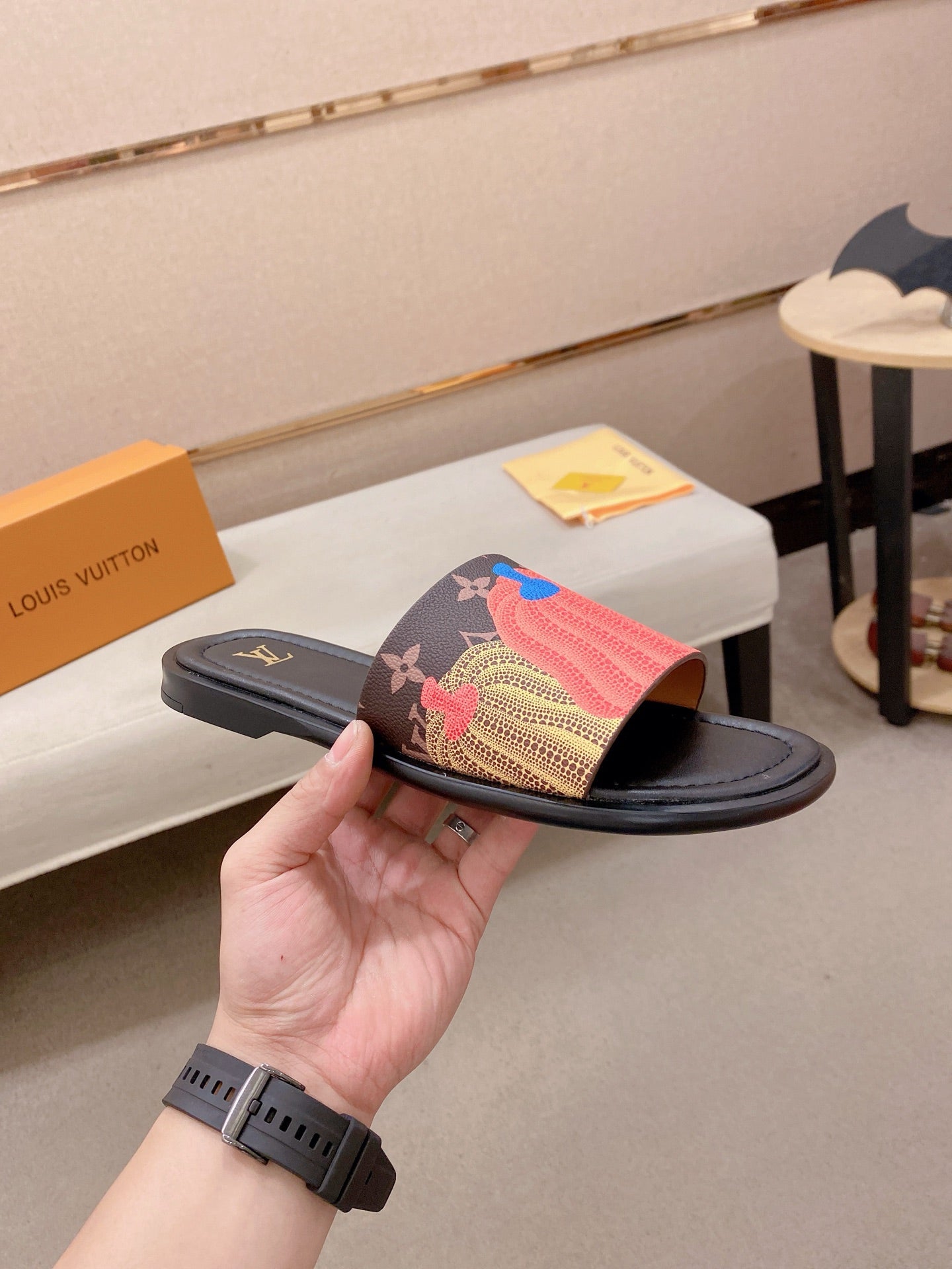 Chinelo Louis Vuitton