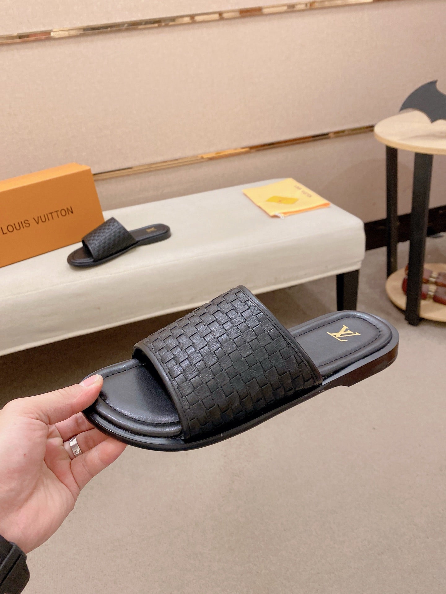 Chancla Louis Vuitton