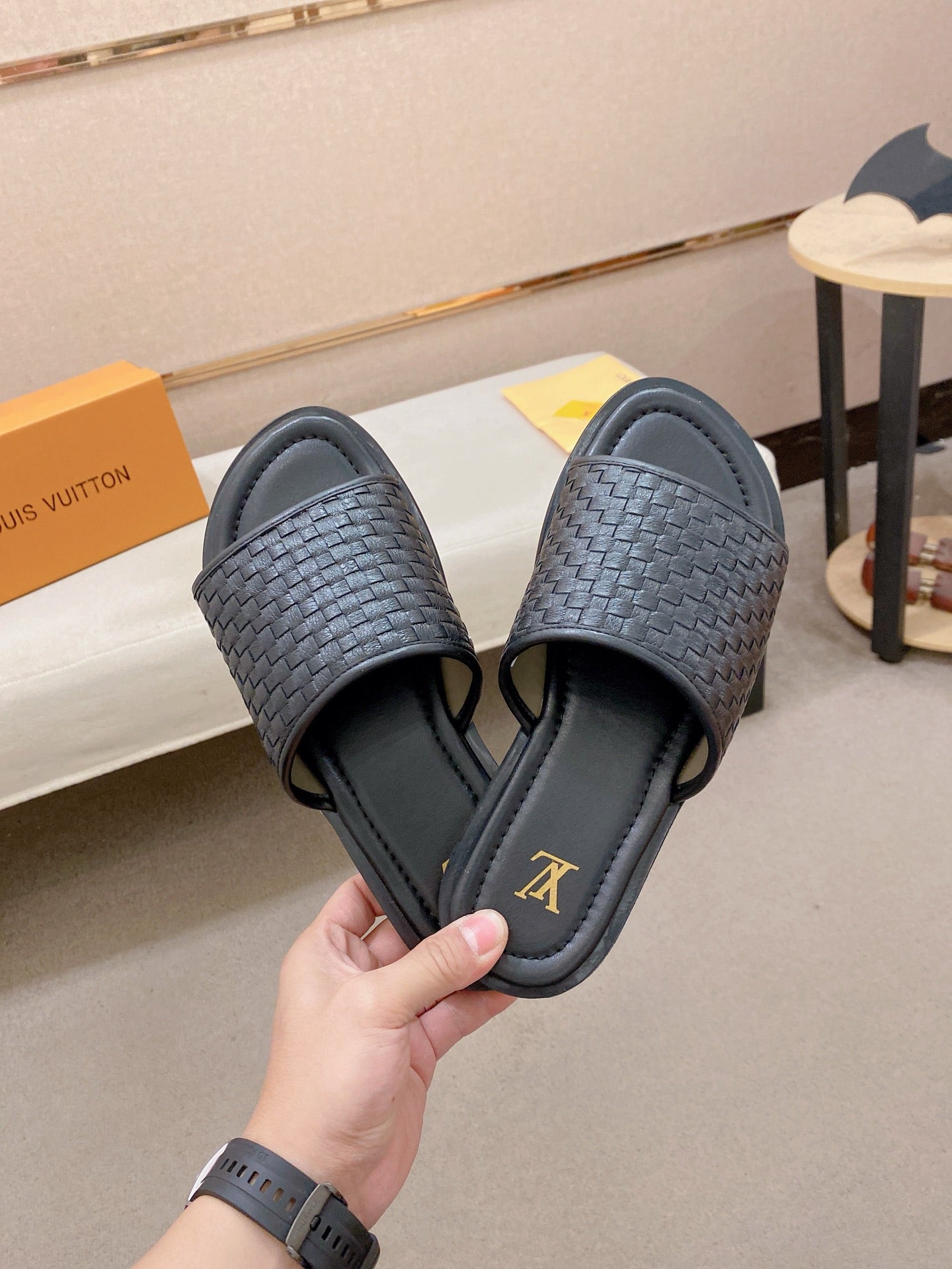 Chancla Louis Vuitton